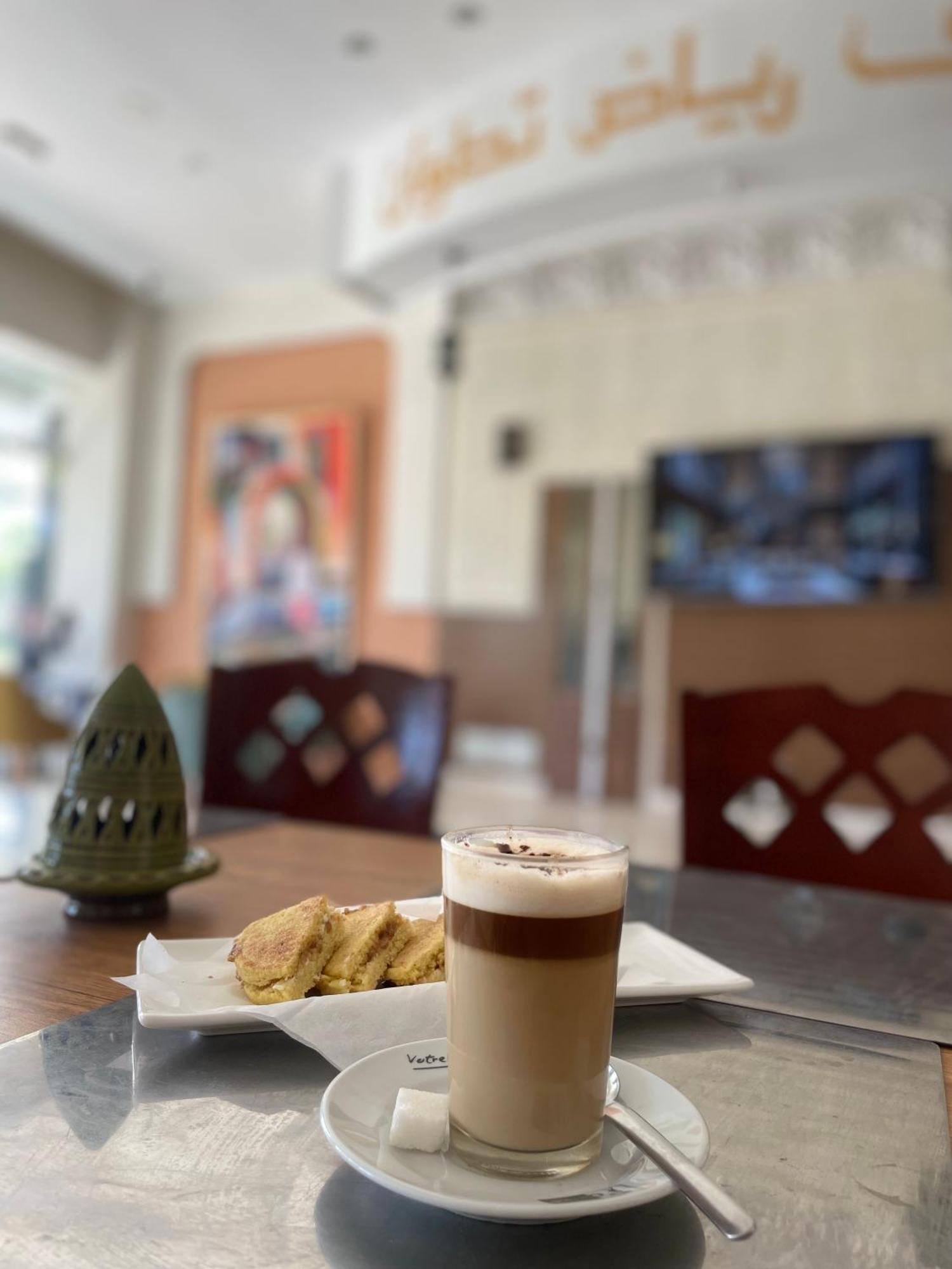Hotel Ryad Tetouan Aero Esterno foto