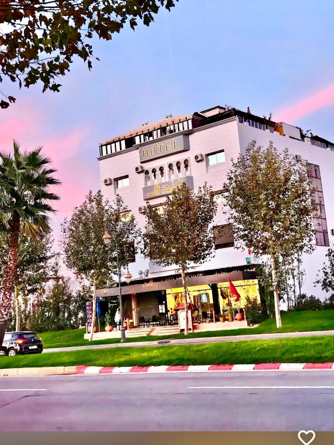 Hotel Ryad Tetouan Aero Esterno foto
